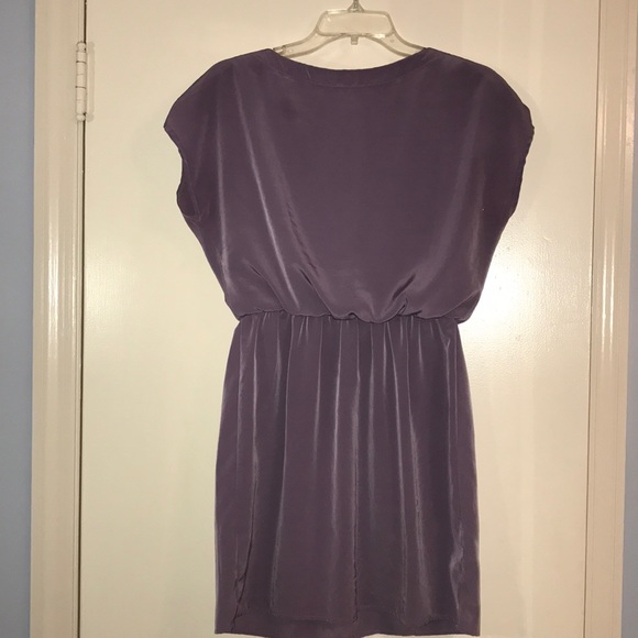 Purple short sleeve silky dress - Picture 2 of 6